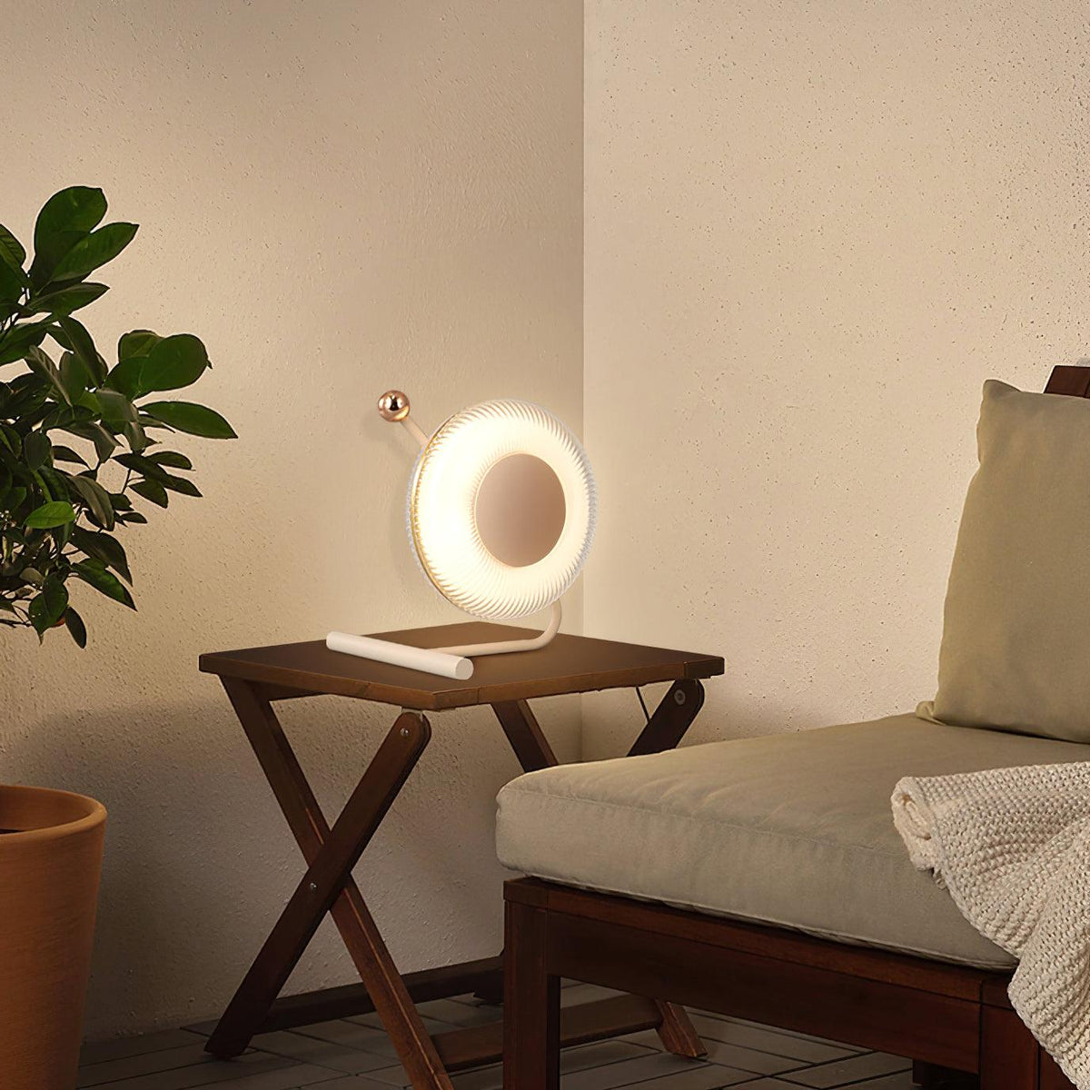 pixo-table-lamp