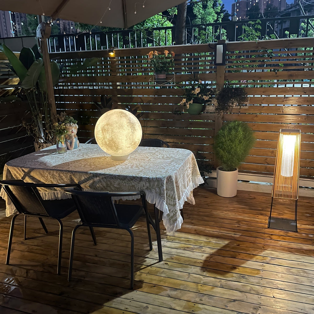 Plastic Rattaplastic Rattan Outdoor Post Light With Solar Panel