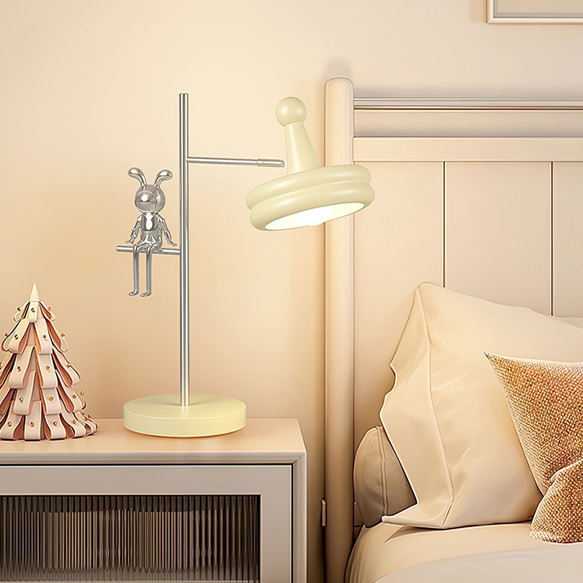Playful Rabbit Table Lamp