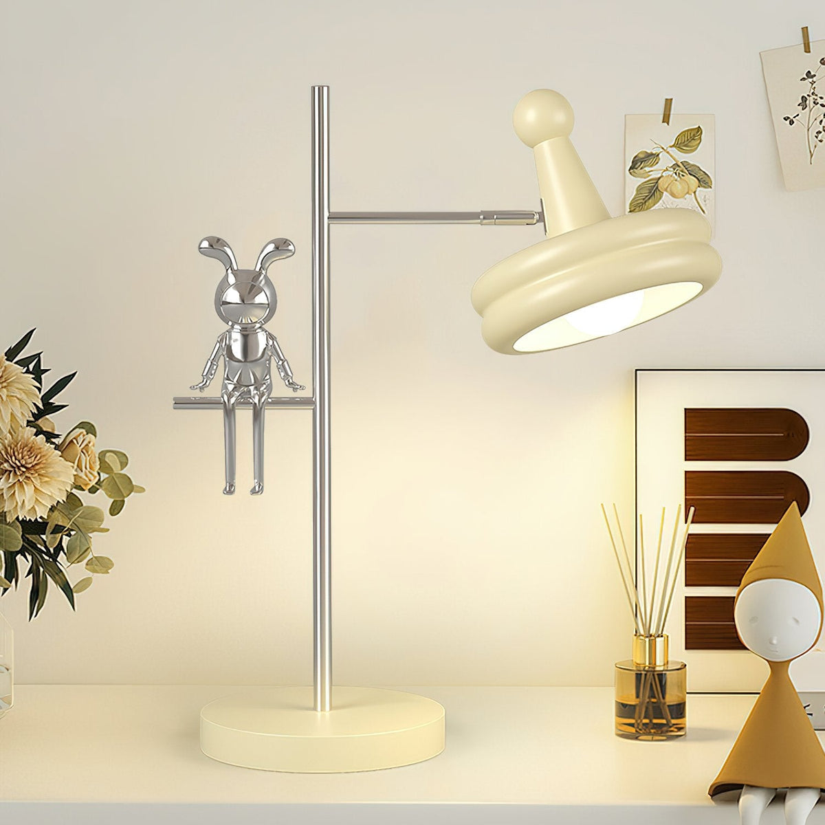 Playful Rabbit Table Lamp