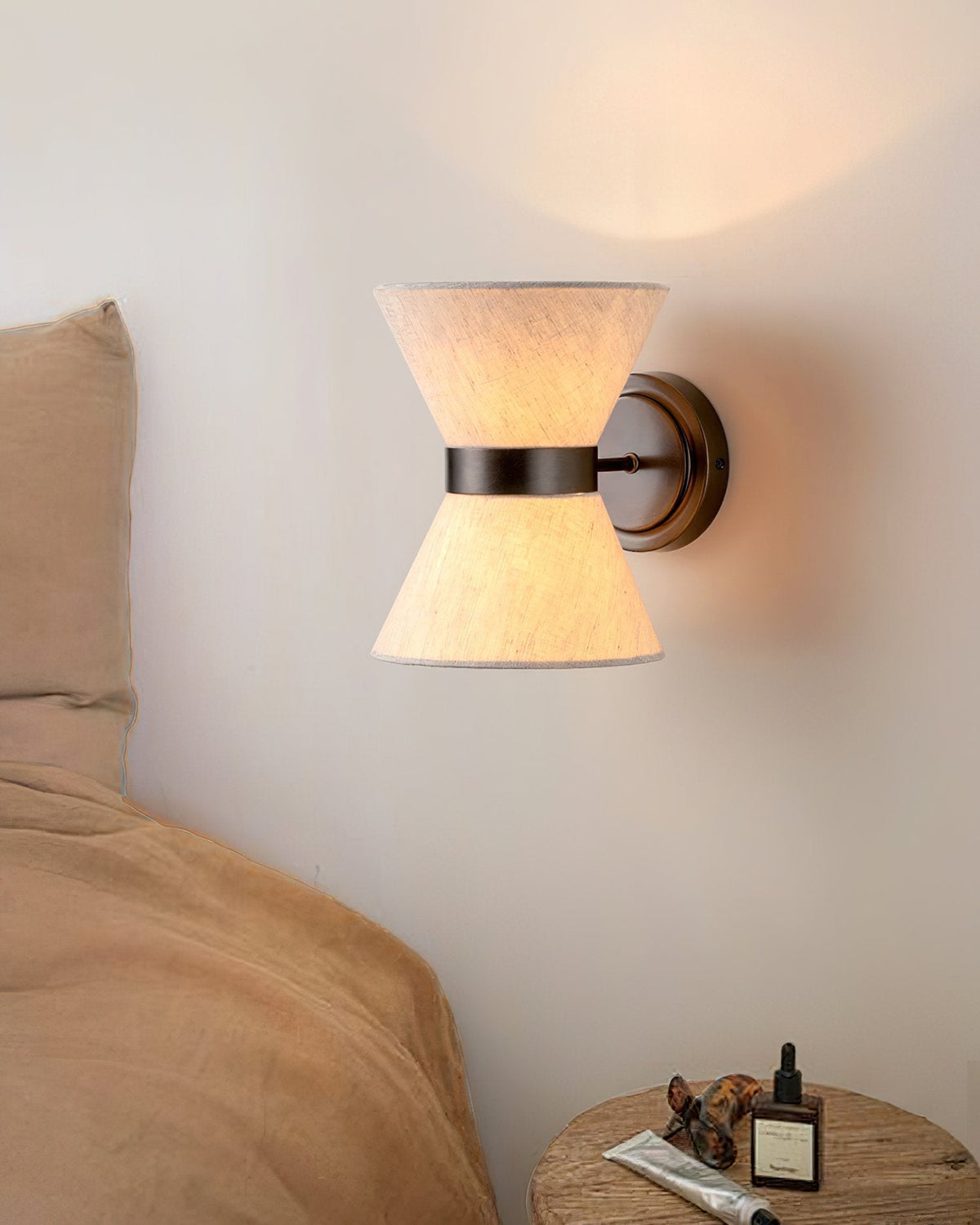 Renwick Wall Light