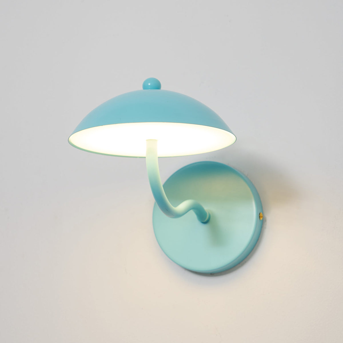 ripple-wall-lamp