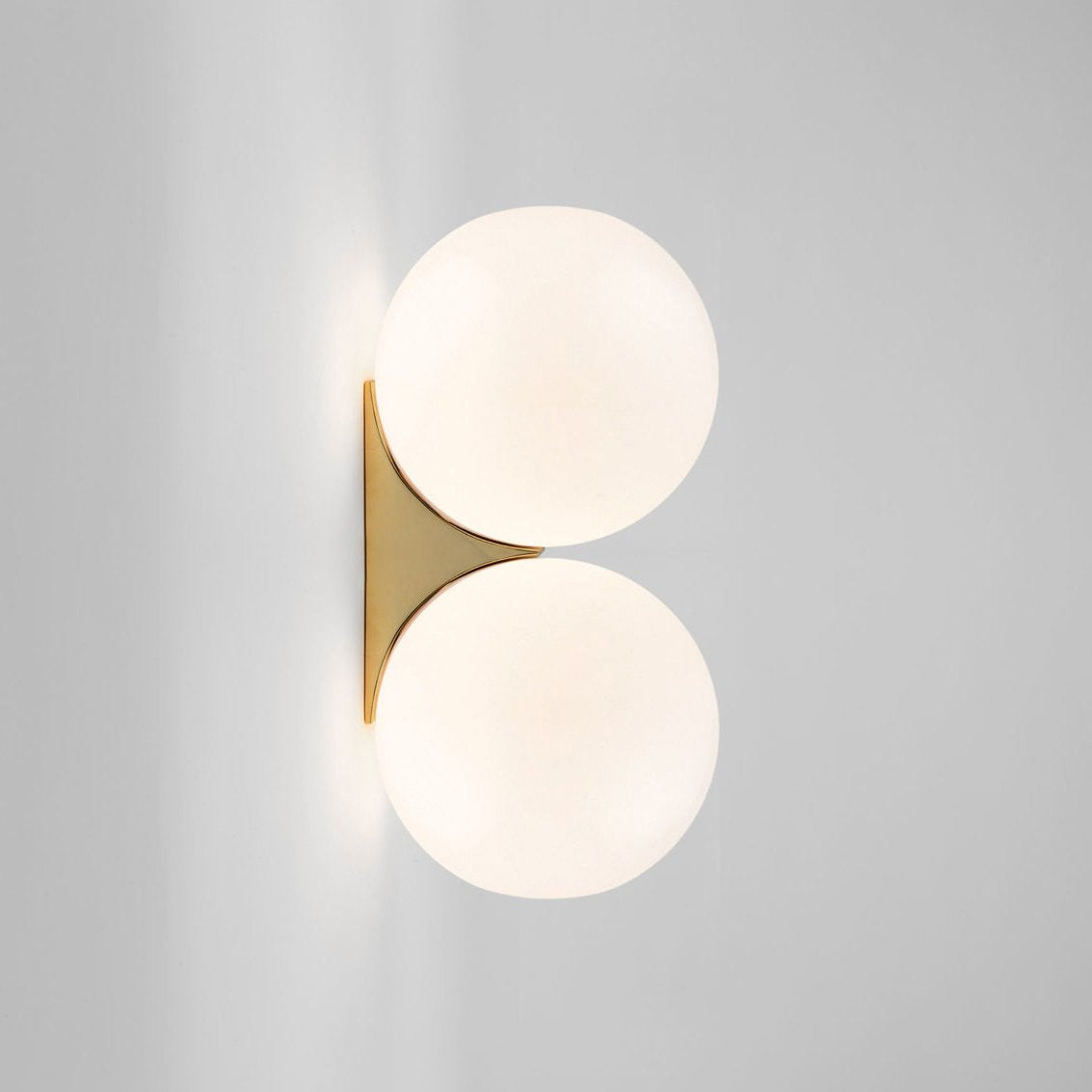 Rudy Wall Light
