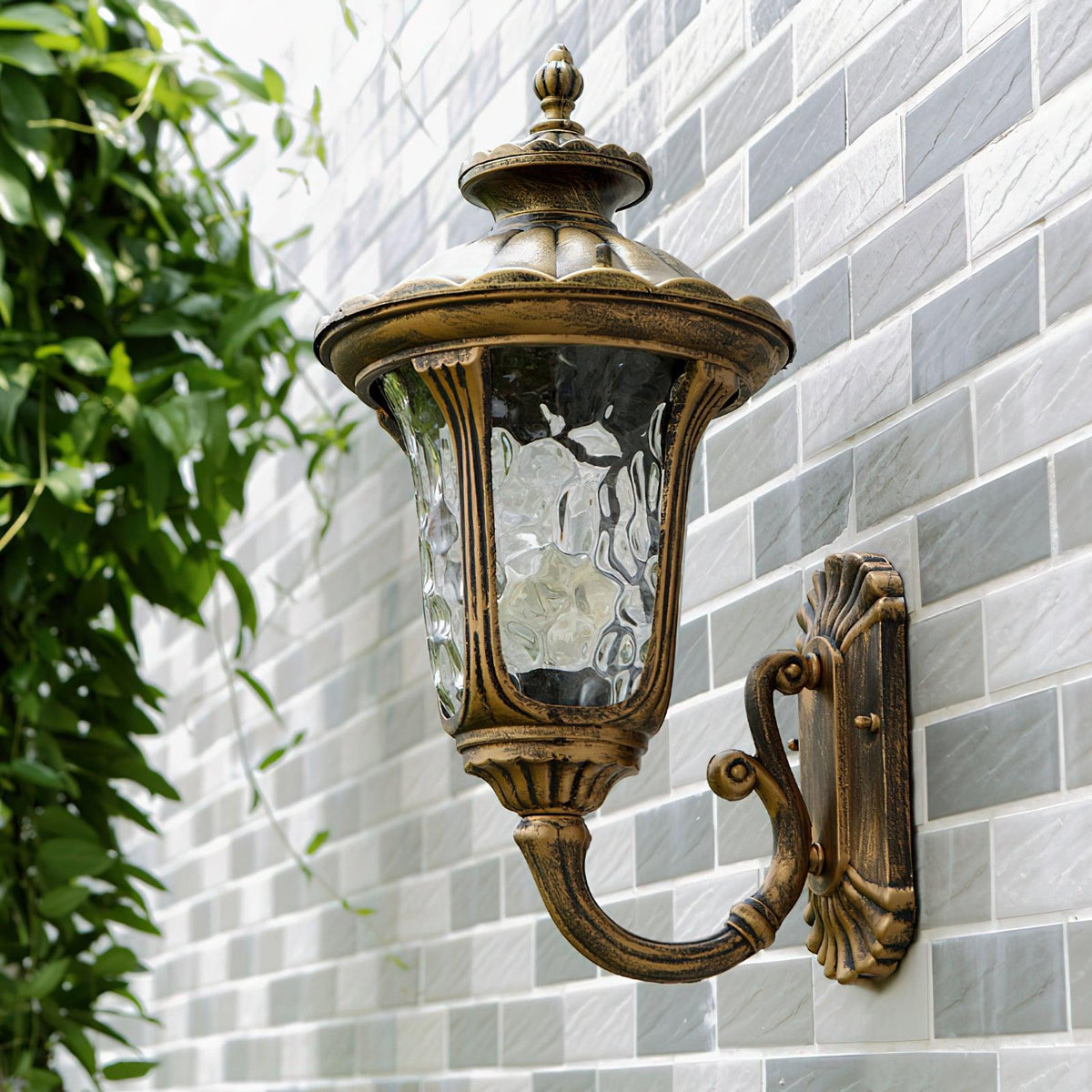 savannah-outdoor-wall-lamp