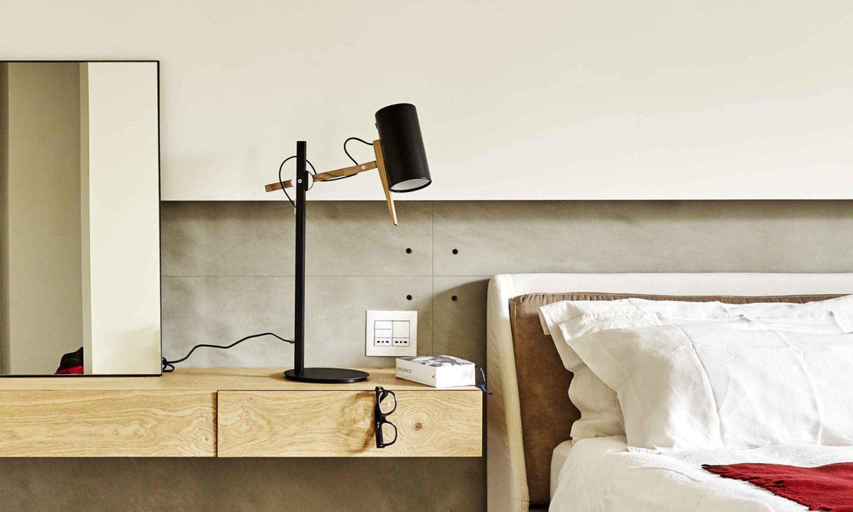 scantling-table-lamp