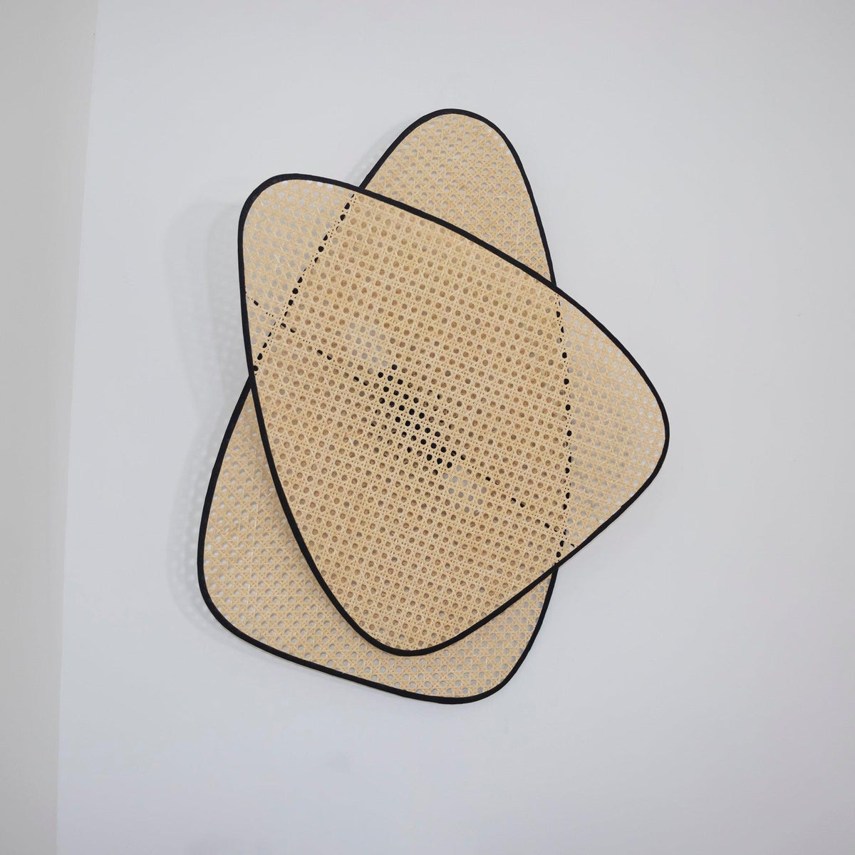Screen Cannage Wall Light