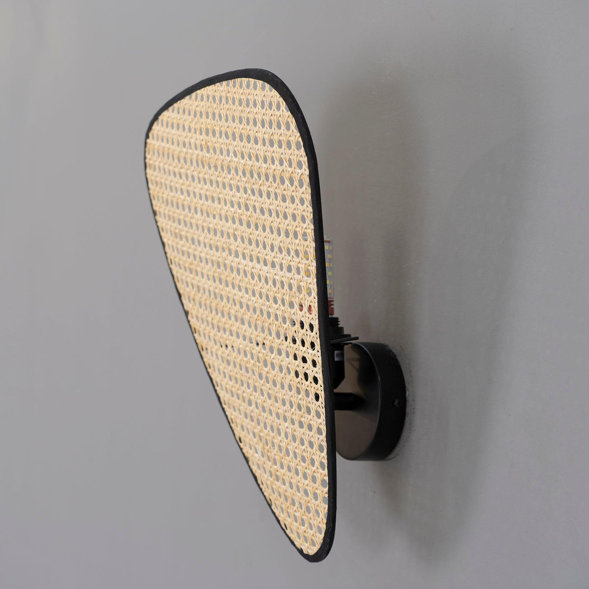 Screen Cannage Wall Light