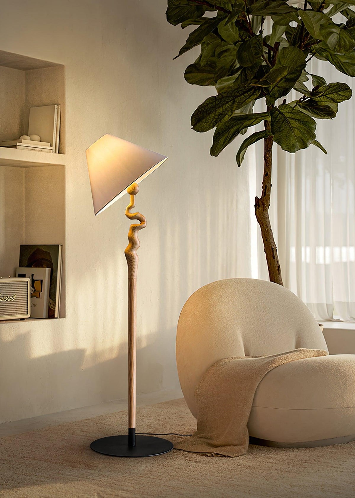 serpentine-twist-floor-lamp