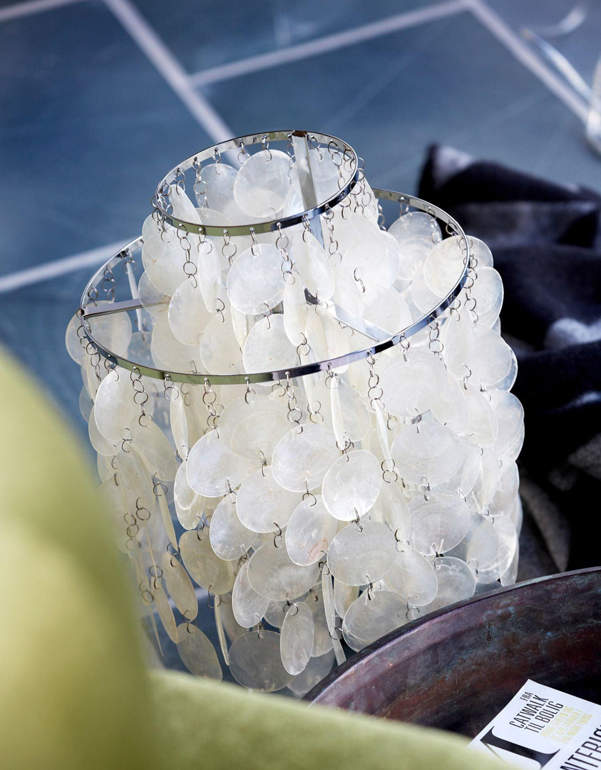 shell-table-lamp