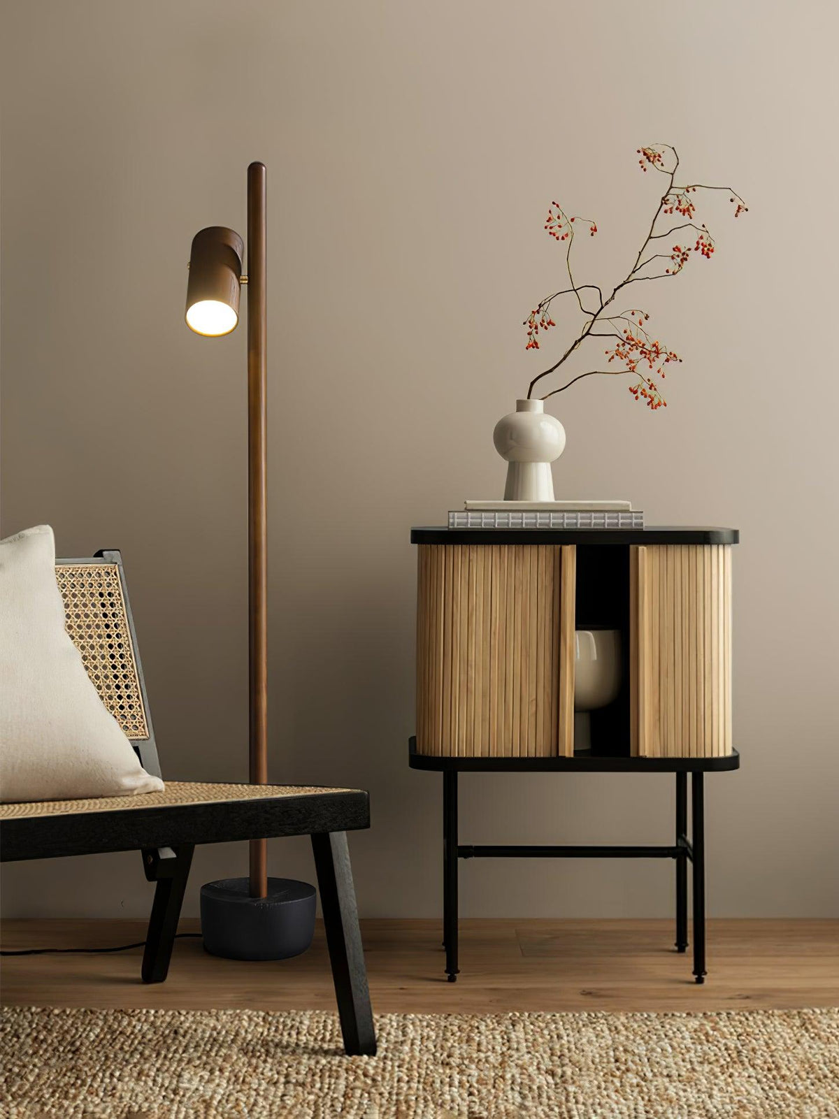 spotlight-wood-floor-lamp