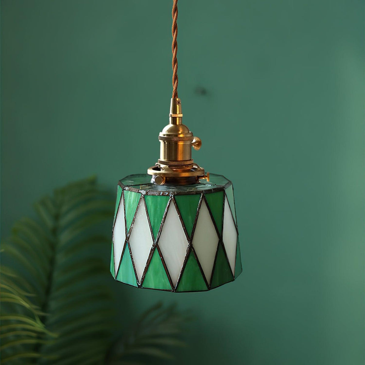 stained-glass-pendant-light