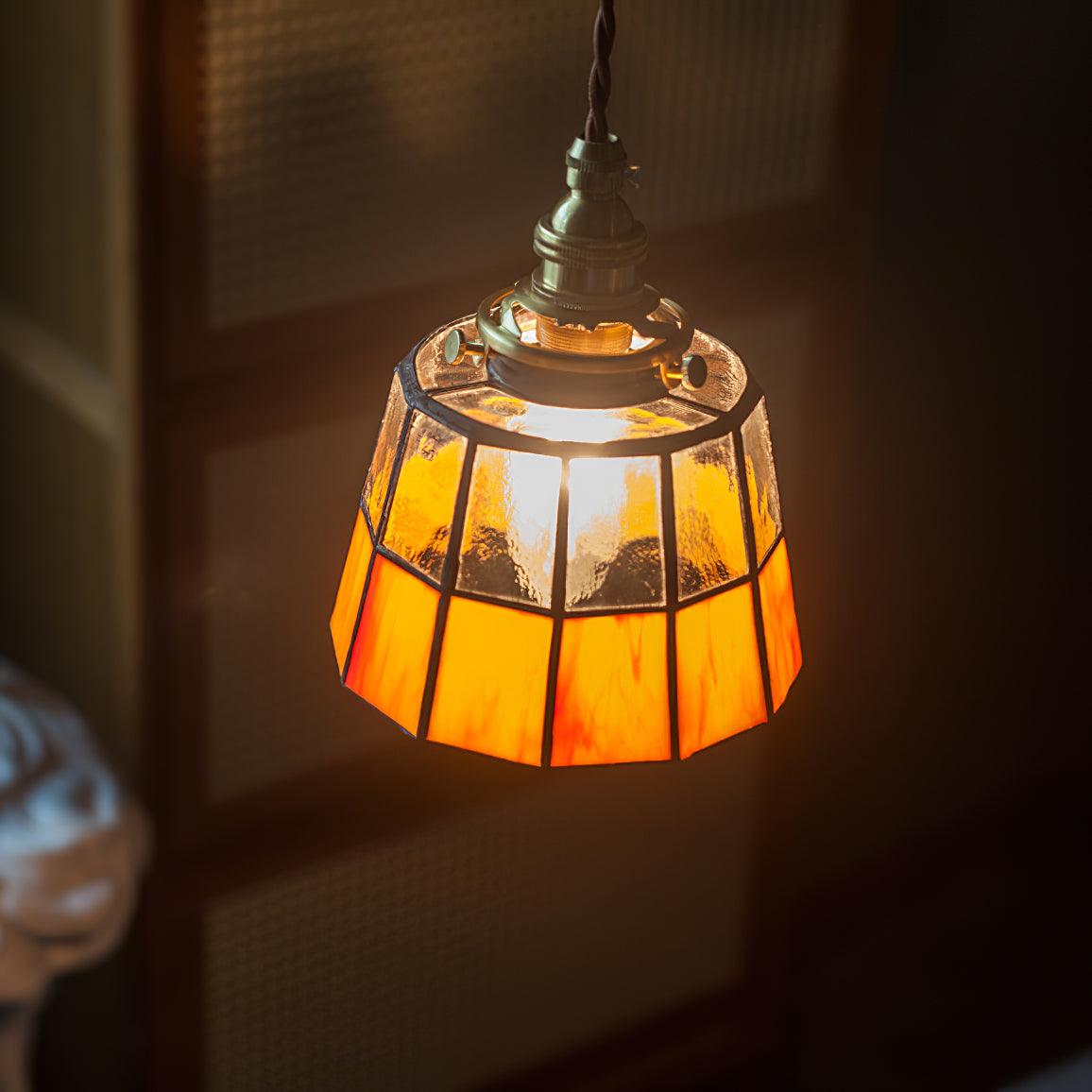 stained-glass-pendant-light