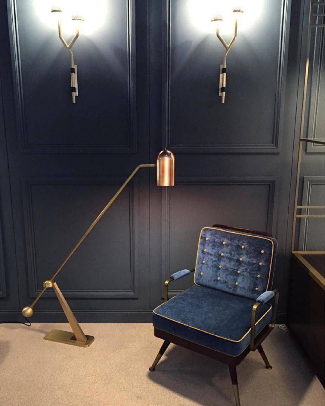 Stasis Floor Lamp