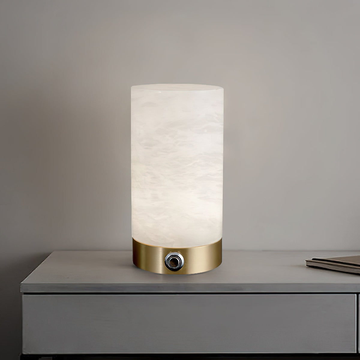 totem-alabaster-table-lamp