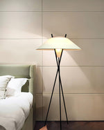 tripod-cap-floor-lamp