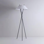 tripod-cap-floor-lamp