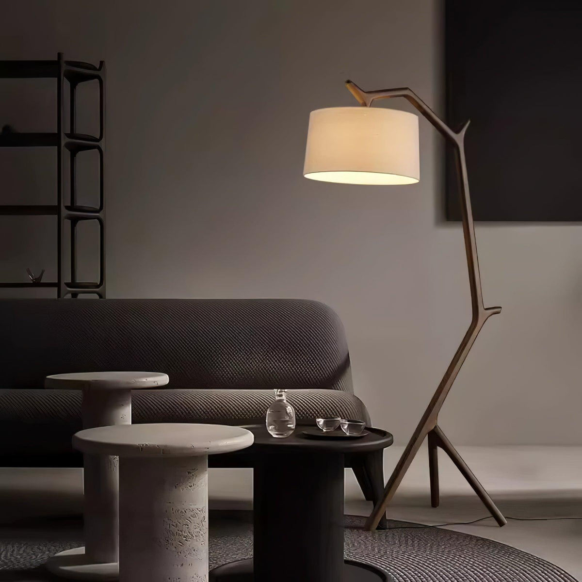 umahi-floor-lamp