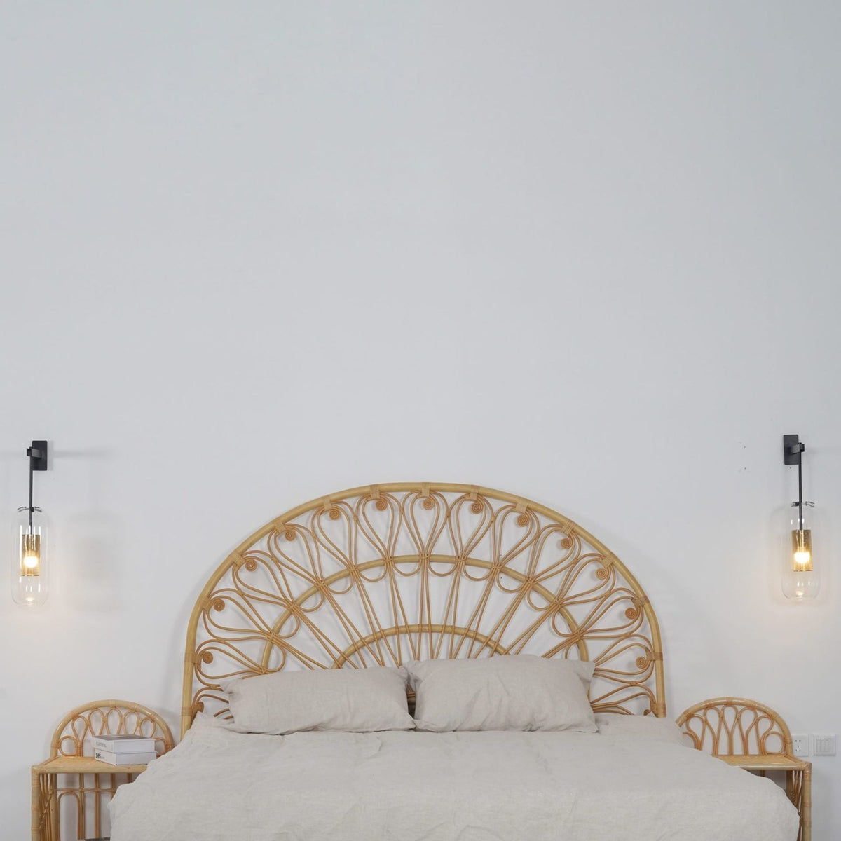 Vadim Brass Wall Light