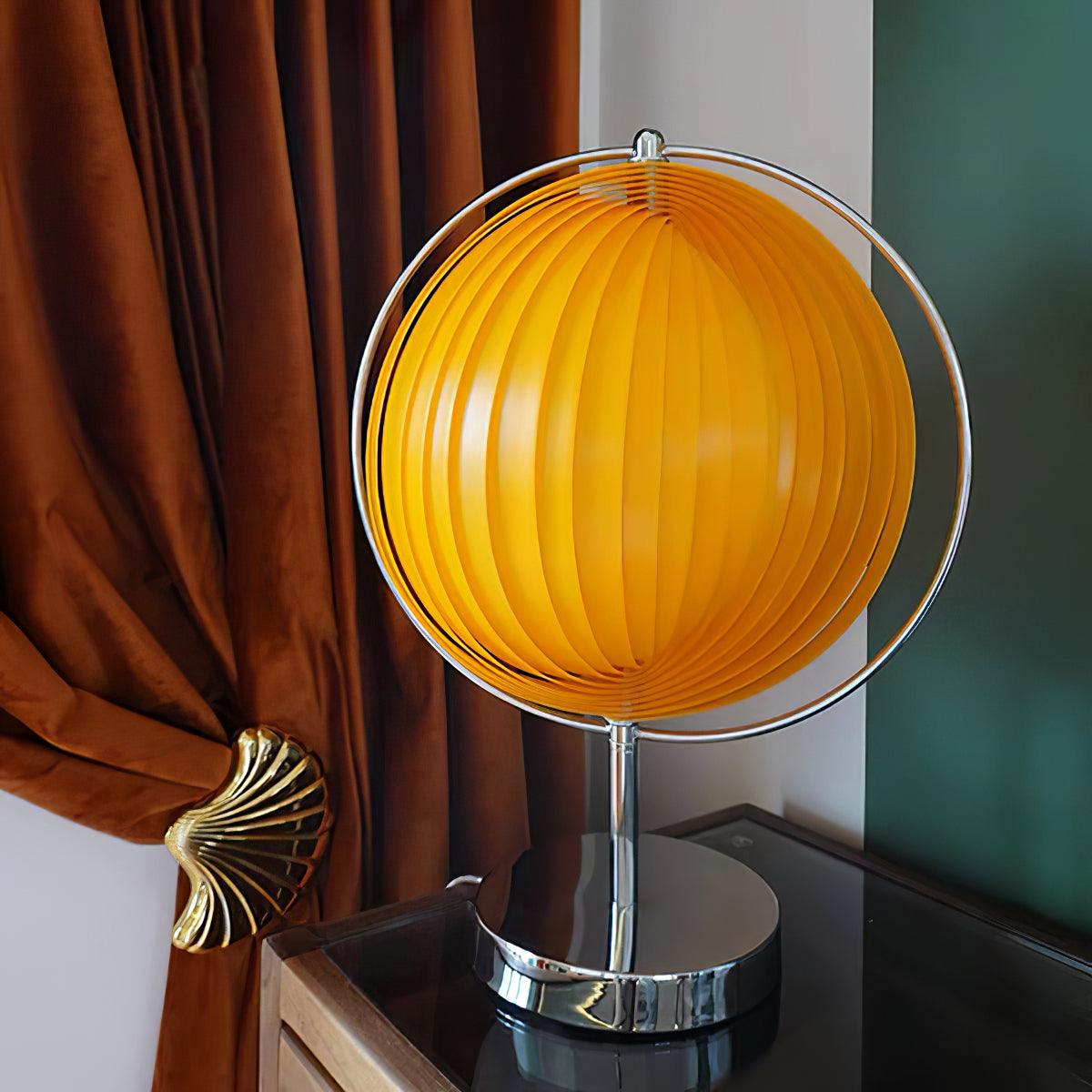 vintage-moon-table-lamp