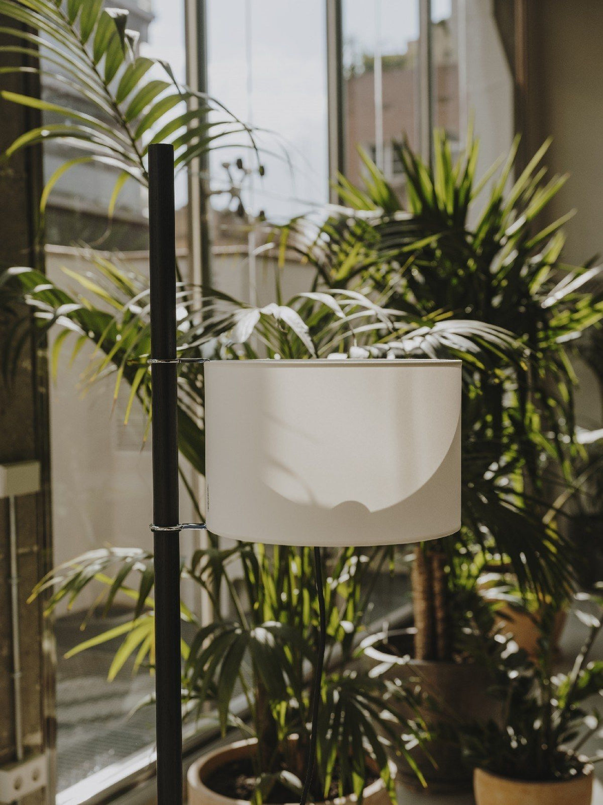 wood-tmm-floor-lamp