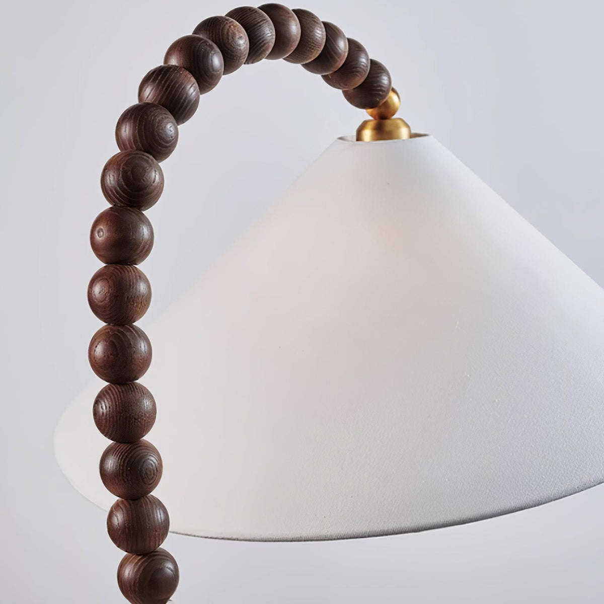wooden-bead-floor-lamp