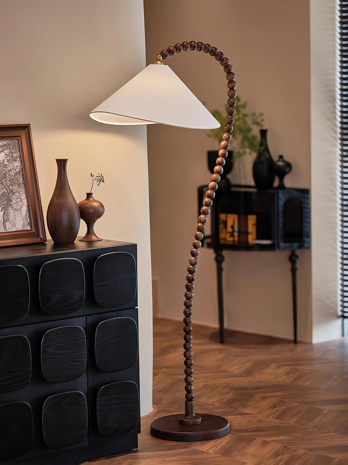 wooden-bead-floor-lamp