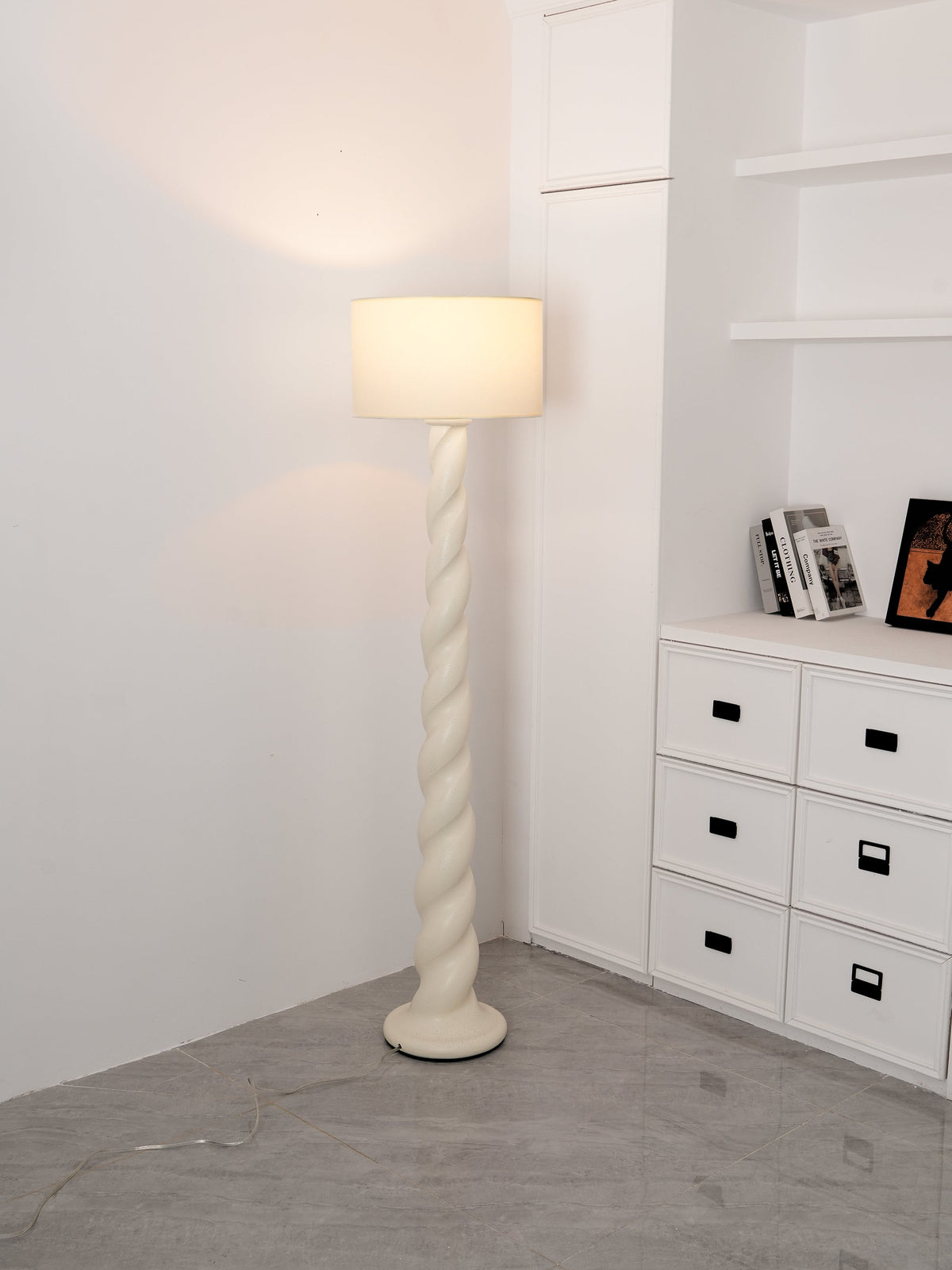yisi-north-tower-floor-lamp