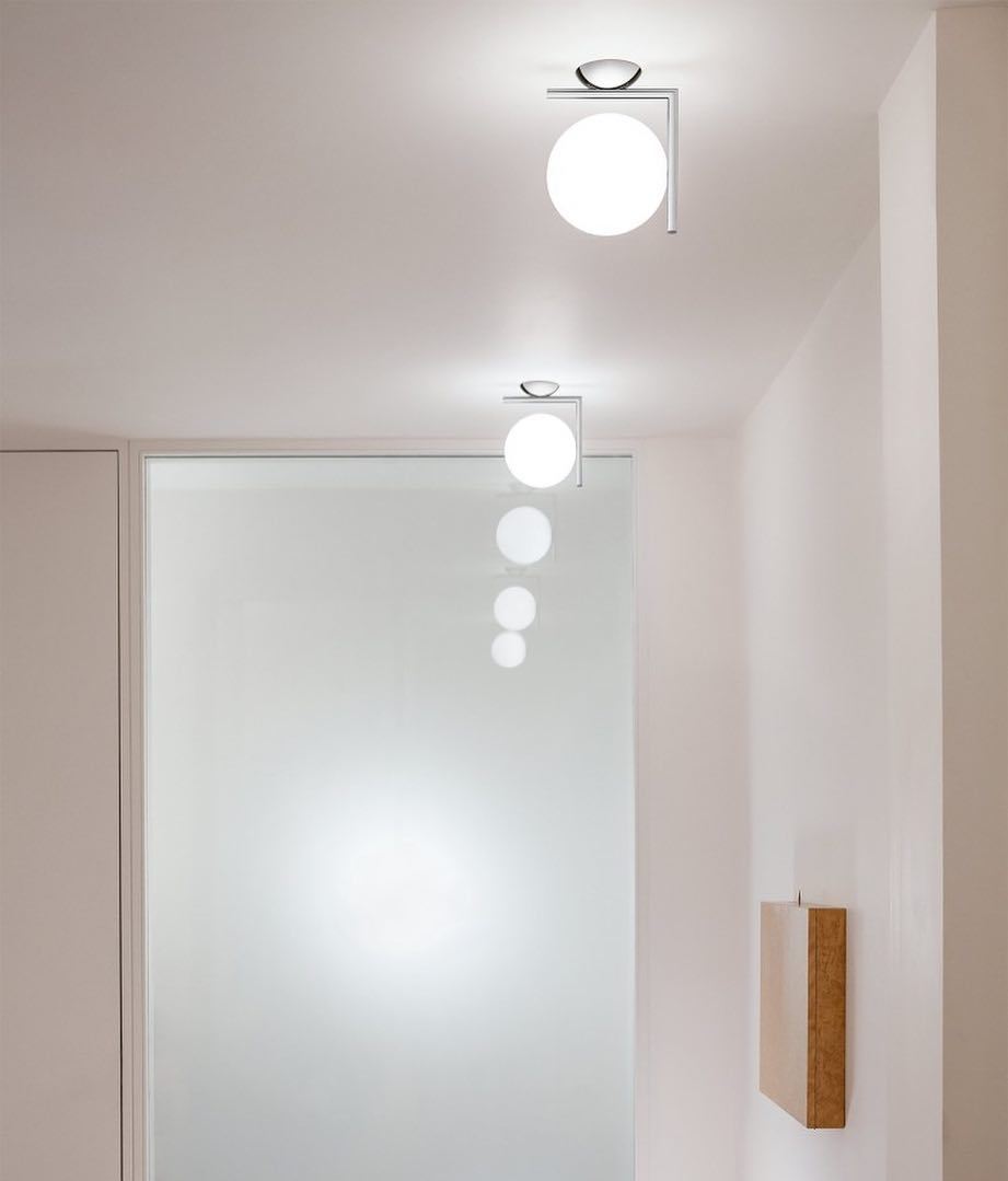 Artemide Wall Lamp