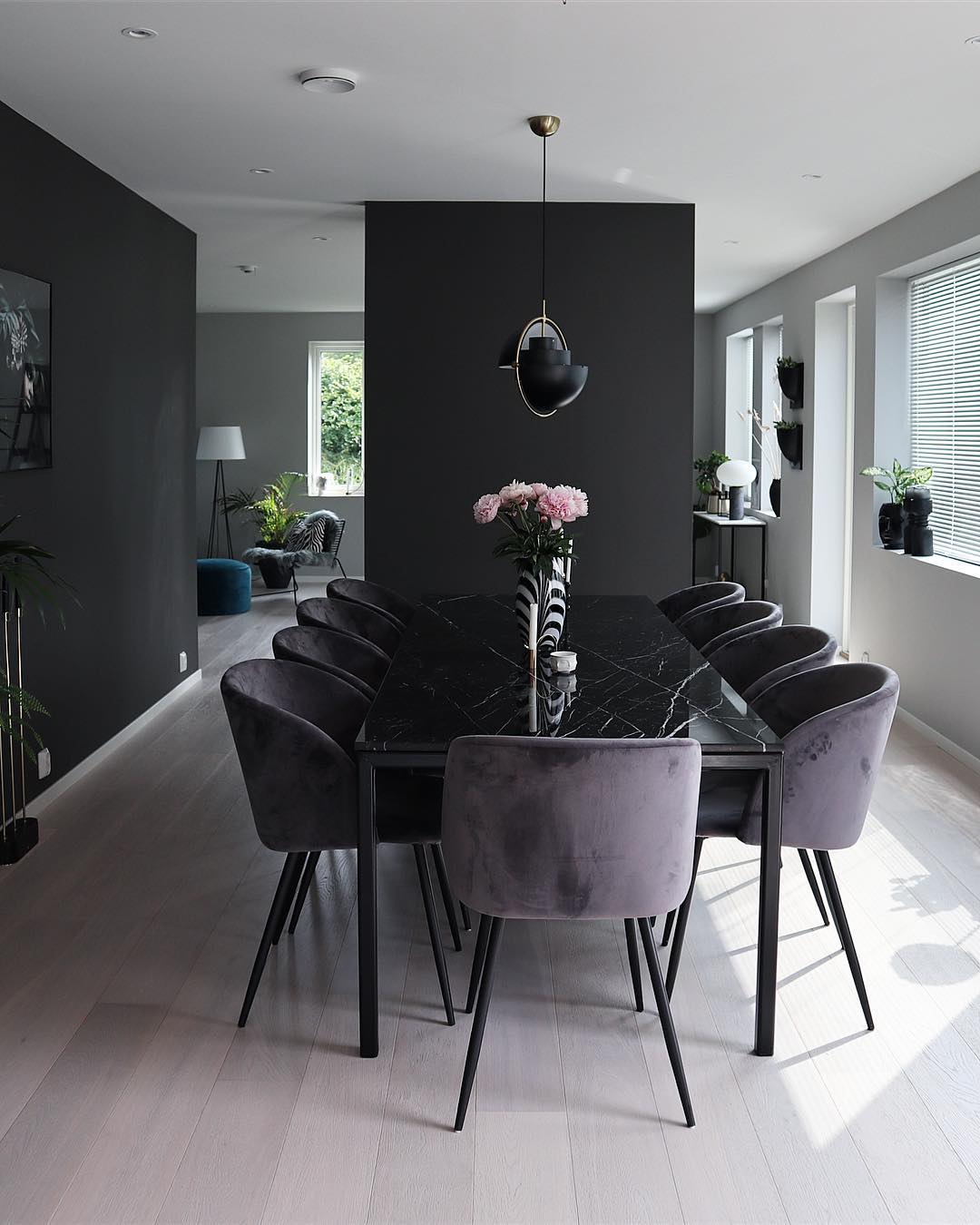 Deformed Ball Pendant Light